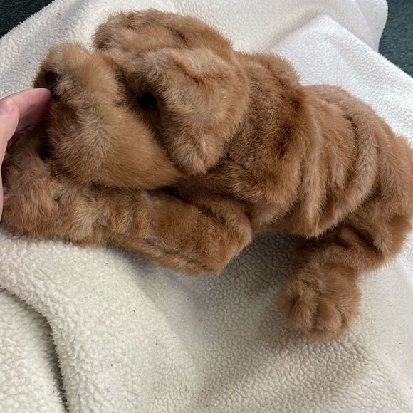 Vintage 1987 Windsor Shar Pei plush puppy 16” - Picture 1 of 9